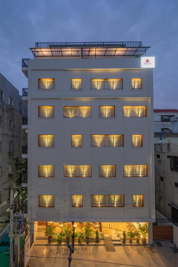 Skyla Studios & Suites - Hitech City Hyderabad Exterior foto